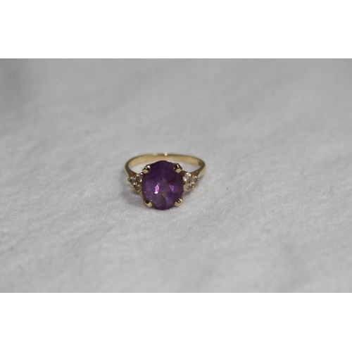 1196 - 9CT GOLD AMETHYST RING - 3.11G - SIZE P