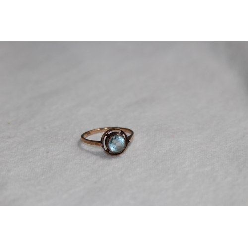 1197 - 9CT ROSE GOLD BLUE STONE SET RING - 1.84G - SIZE P