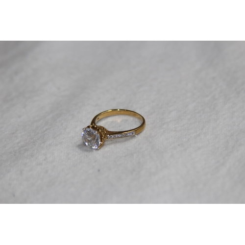 1225 - 9CT GOLD RING - 2.94G - SIZE O 1/2