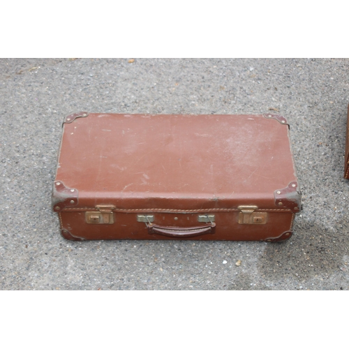 610 - 2 X VINTAGE LEATHER CASES 
57 X 31 X 18CM