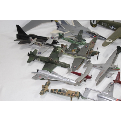 692 - QUANTITY OF AIRFIX MODEL PLANES
48 X 39CM