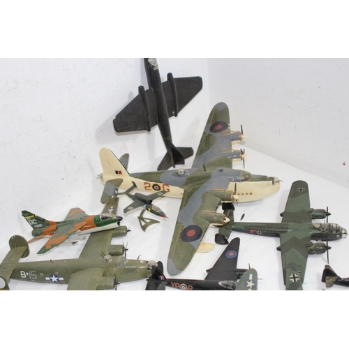 692 - QUANTITY OF AIRFIX MODEL PLANES
48 X 39CM