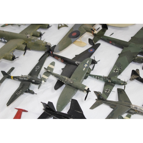 692 - QUANTITY OF AIRFIX MODEL PLANES
48 X 39CM