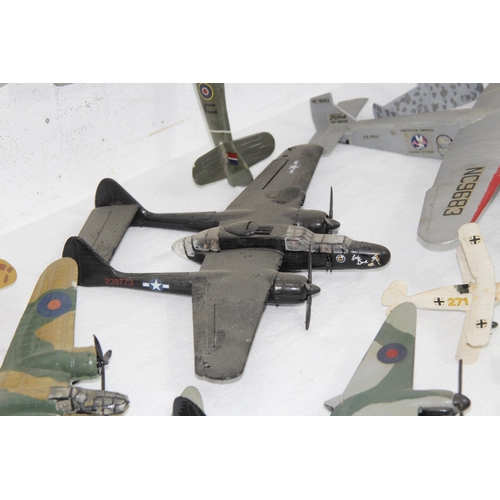 696 - QUANTITY OF AIRFIX MODEL PLANES
21 X 33CM