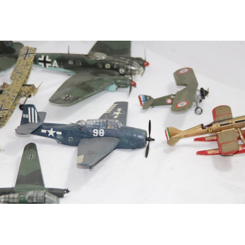 696 - QUANTITY OF AIRFIX MODEL PLANES
21 X 33CM