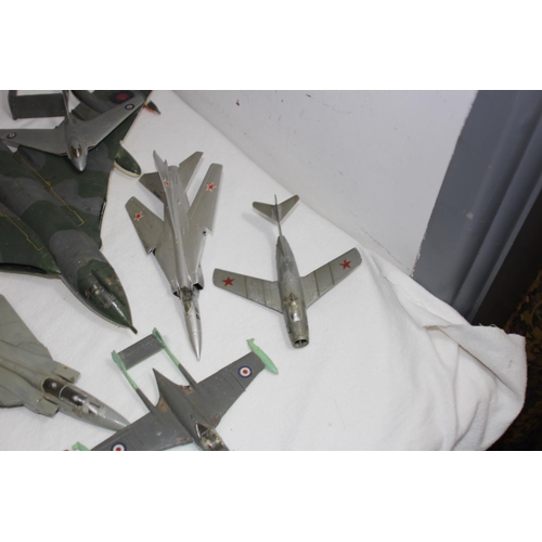 697 - QUANTITY OF AIRFIX MODEL PLANES
78 X 65CM