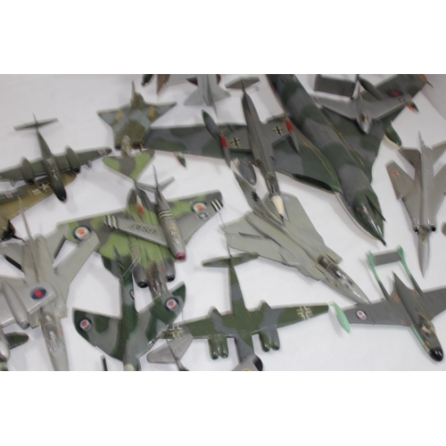 697 - QUANTITY OF AIRFIX MODEL PLANES
78 X 65CM