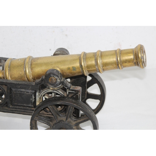 956 - VINTAGE BRASS MODEL CANNON
46 X 15 X 18CM