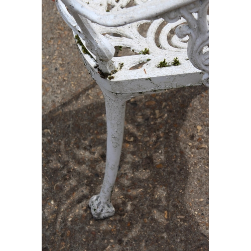 123 - 8 X METAL GARDEN CHAIRS - 5 ARE CARVERS 
47 X 44 X 80CM