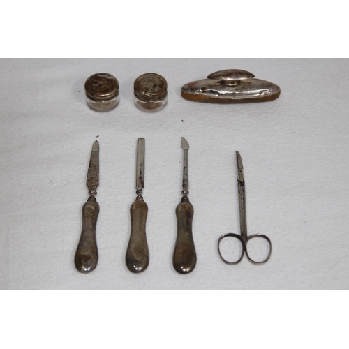 1136 - VINTAGE CASED SILVER MANICURE SET