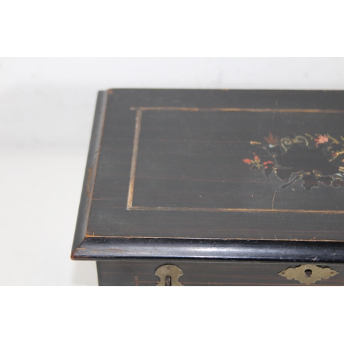 619 - VINTAGE EDELWEISS MUSIC BOX WORKING ORDER
18 X 32 X 14CM