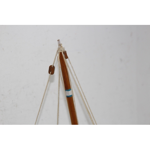 622 - WOODEN MODEL OF A SAILING SHIP
56 X 43CM