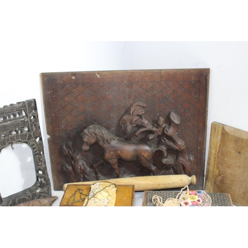 630 - QUANTITY OF MISCELLANEOUS ETHNIC BOXES AND OTHER ITEMS
51 X 42CM