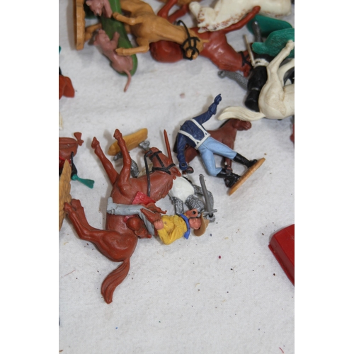 703 - QUANTITY OF VINTAGE TEMPO FIGURES & HORSES etc