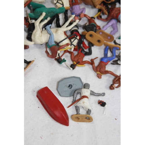 703 - QUANTITY OF VINTAGE TEMPO FIGURES & HORSES etc