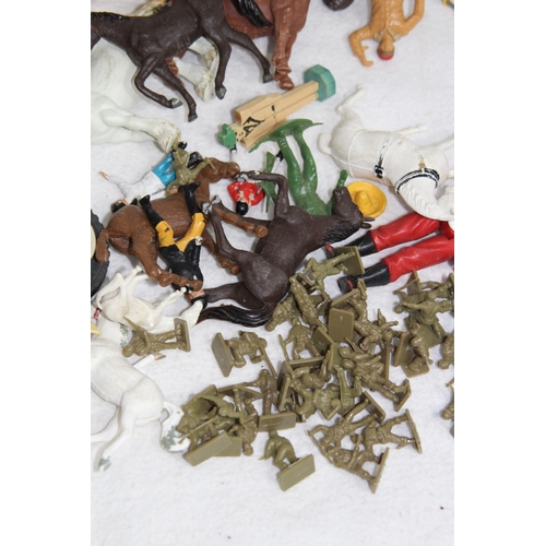 703 - QUANTITY OF VINTAGE TEMPO FIGURES & HORSES etc