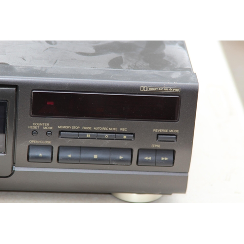 790 - TECHNICS CASETTE DECK