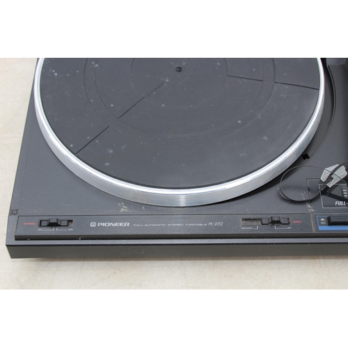 794 - PIONEER PL 22IZ TURNTABLE IN BOX