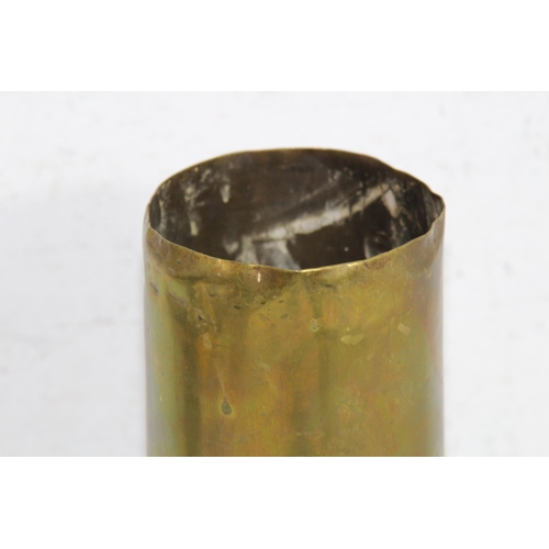 831 - WWI SHELL CASING 1915
32CM