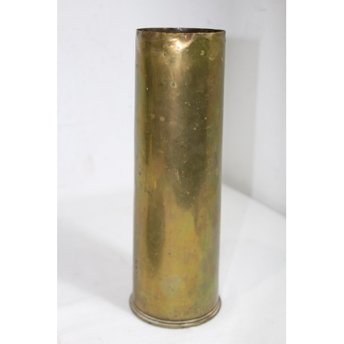 831 - WWI SHELL CASING 1915
32CM