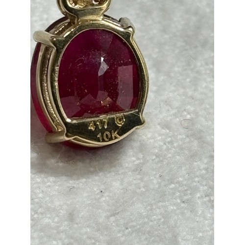 1220 - LARGE RUBY AND DIAMOND 9CT GOLD NECKLANE - 5.25G - BOXED