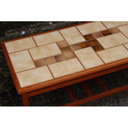 13 - RETRO TILED TOPPED COFFEE TABLE AND TILE TOPPED NEST OF TABLES 
46 X 38 X 88CM