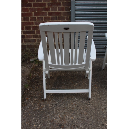 92 - PAIR OF HERLEY WOODEN RECLINING GARDEN CHAIRS 
65 X 51 X 109CM