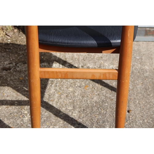 6 - SET OF 4 SCHREIBER DINING CHAIRS
44 X 46 X 75CM