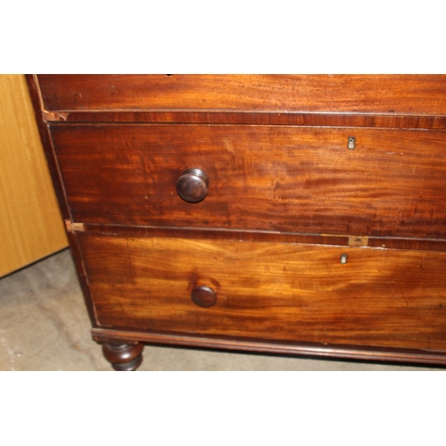 94 - VICTORIAN MAHOGANY CHEST OF DRAWERS 
110 X 50 X 110CM