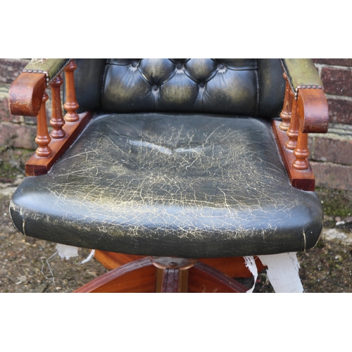 96 - CHESTERFIELD LEATHER SWIVEL BUTTON BACK DESK CHAIR
61 X 55 X 120CM