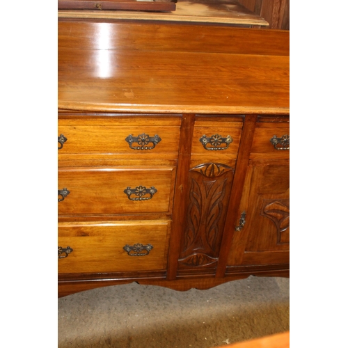 97 - VINTAGE 1920'S SIDEBOARD 
136 X 54 X 108CM