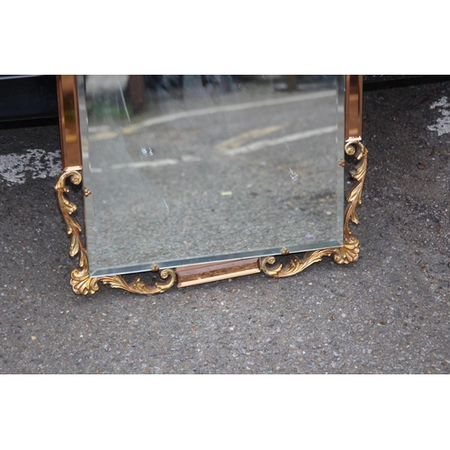 149 - VINTAGE ORNATE MIRROR
68 X 46CM