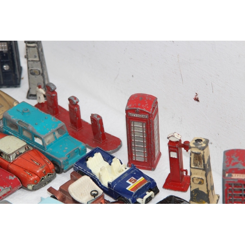 707 - LARGE QUANTITY OF VINTAGE DI CAST INCLUDING DINKY AND CORGI ETC