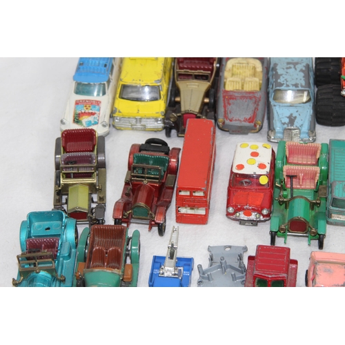 707 - LARGE QUANTITY OF VINTAGE DI CAST INCLUDING DINKY AND CORGI ETC