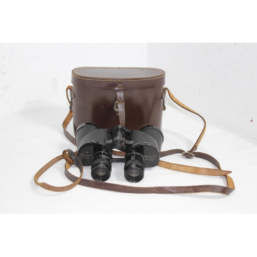 841 - PAIR OF  WW2 MILITARY BINOCULARS  1943