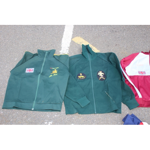 650 - QUANTITY OF VINTAGE SPORTING CLOTHING