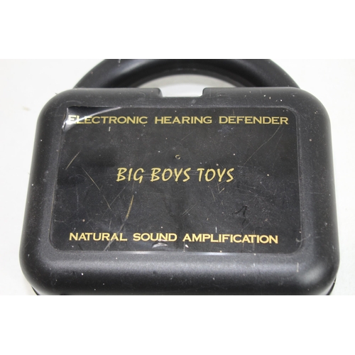 657 - 2 X PAIRS OF EAR DEFENDERS