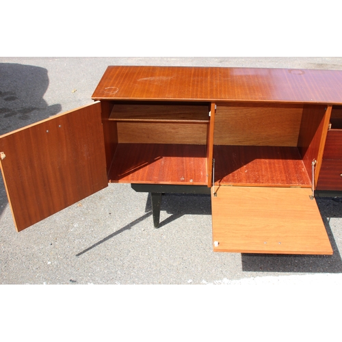 75 - RETRO SIDEBOARD 
168 X 42 X 74CM