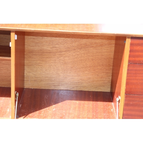 75 - RETRO SIDEBOARD 
168 X 42 X 74CM