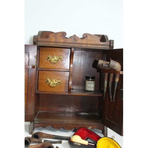 962 - VINTAGE SMOKERS CABINET AND CONTENTS 
32.5 X 17 X 45CM6