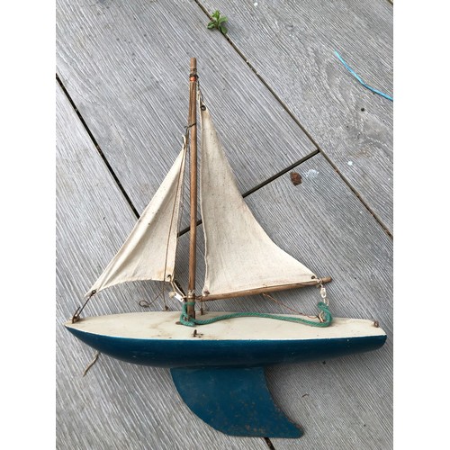 713 - HANDMADE MODEL BOATS
160 X 20 X 90CM