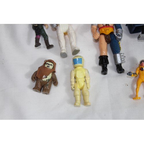 582 - QUANTITY OF STAR WARS AND SPACE FIGURES
