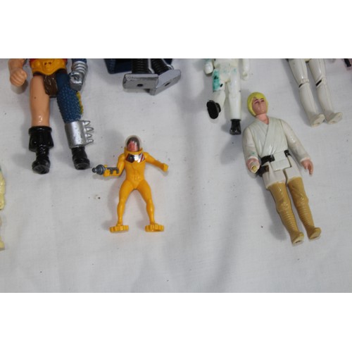 582 - QUANTITY OF STAR WARS AND SPACE FIGURES