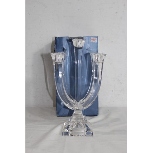 Lot 806       