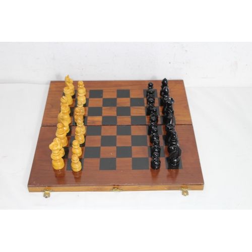 587 - CHESS SET