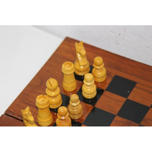 587 - CHESS SET