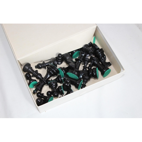 588 - QUANTITY OF CHESS SET AND DRAUGHTS