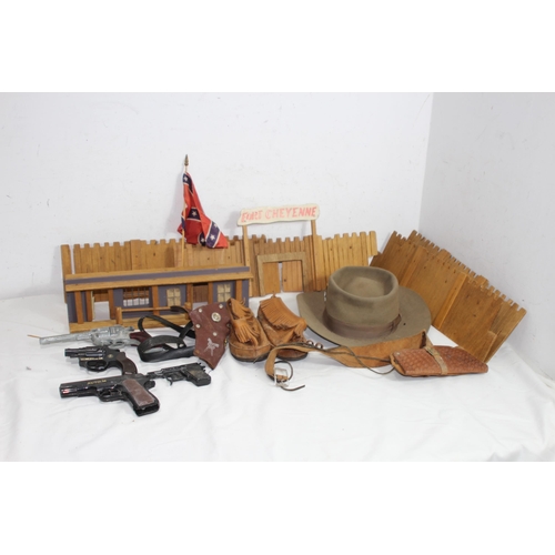 589 - CHILDS WOODEN FORT AND KIDS DRESS UP