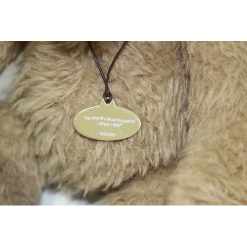 590 - QUANTITY OF TEDDY BEARS