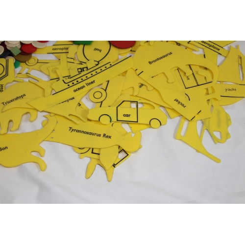 594 - QUANTITY OF CHILDRENS TOY BRICKS ETC